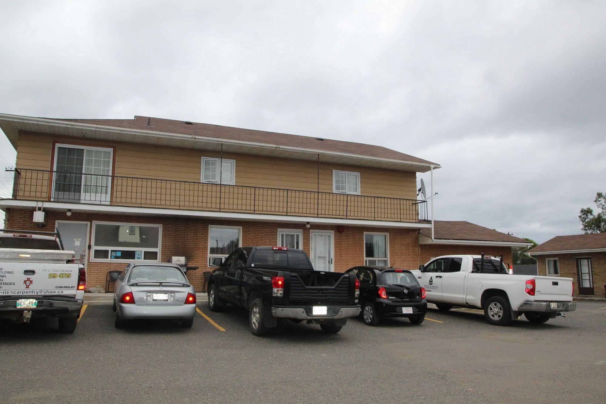 Lakehead Motel 桑德贝 外观 照片