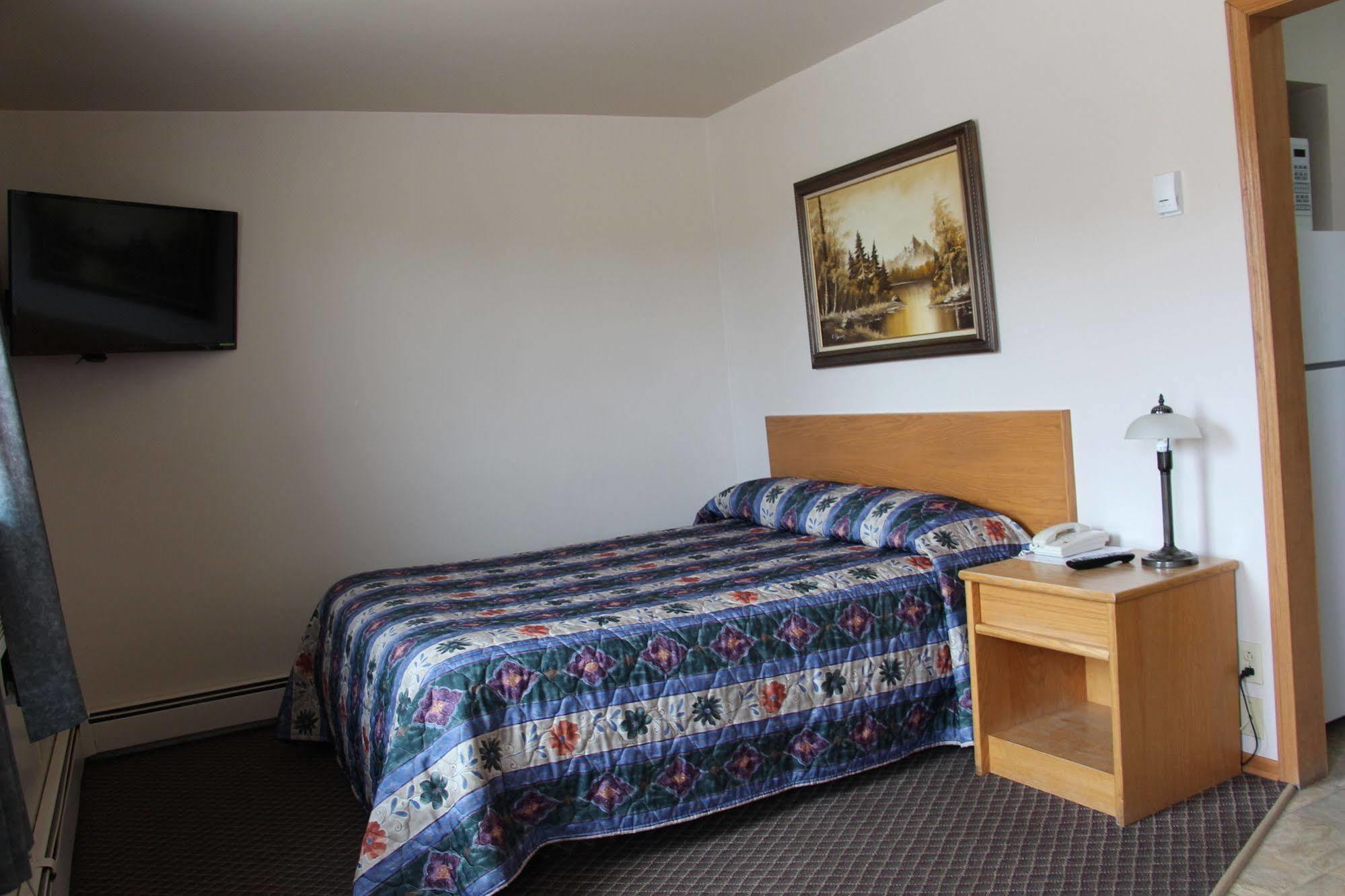 Lakehead Motel 桑德贝 外观 照片